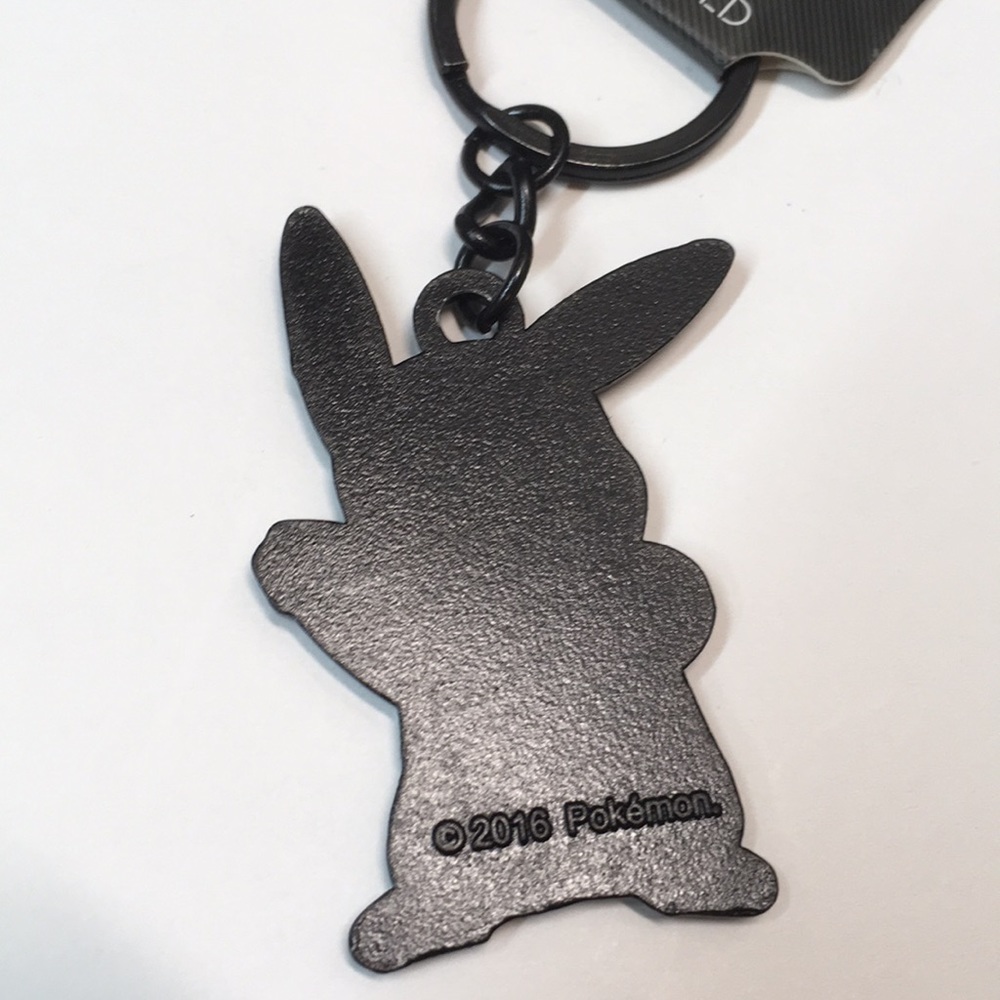 NWT Pokémon Pikachu Metal Keychain price FIRM - Picture 3 of 10